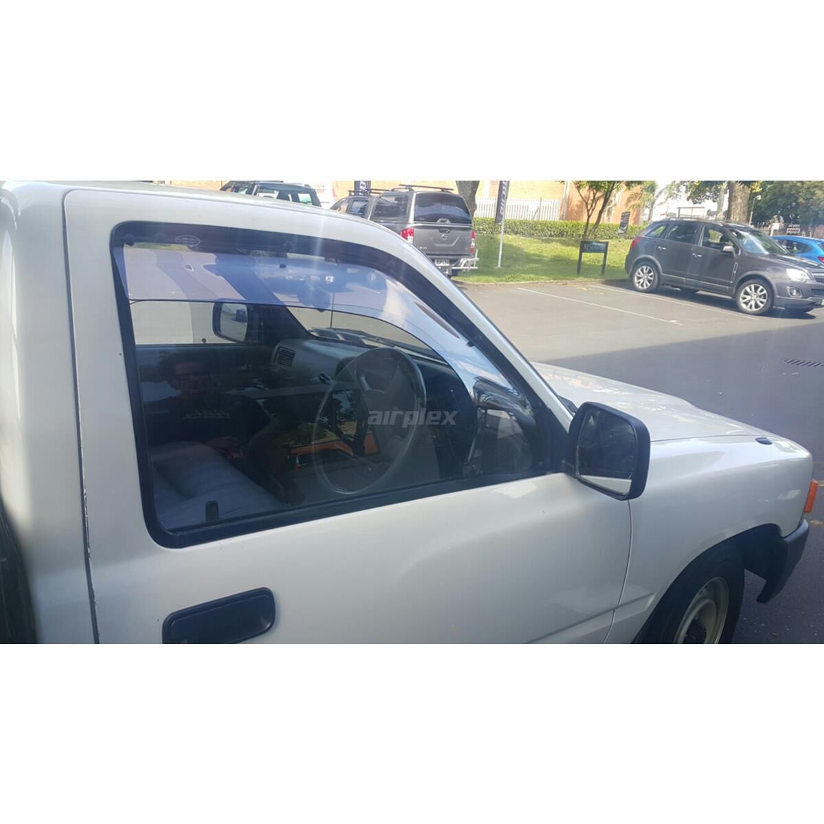 TOYOTA HI-LUX PICK-UP 1990  NO 1/4 LIGHT, , scanz_hi-res