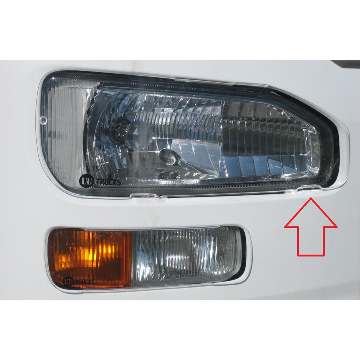 NISSAN GW / QUON (CLEAR HEADLIGHT COVERS, , scanz_hi-res