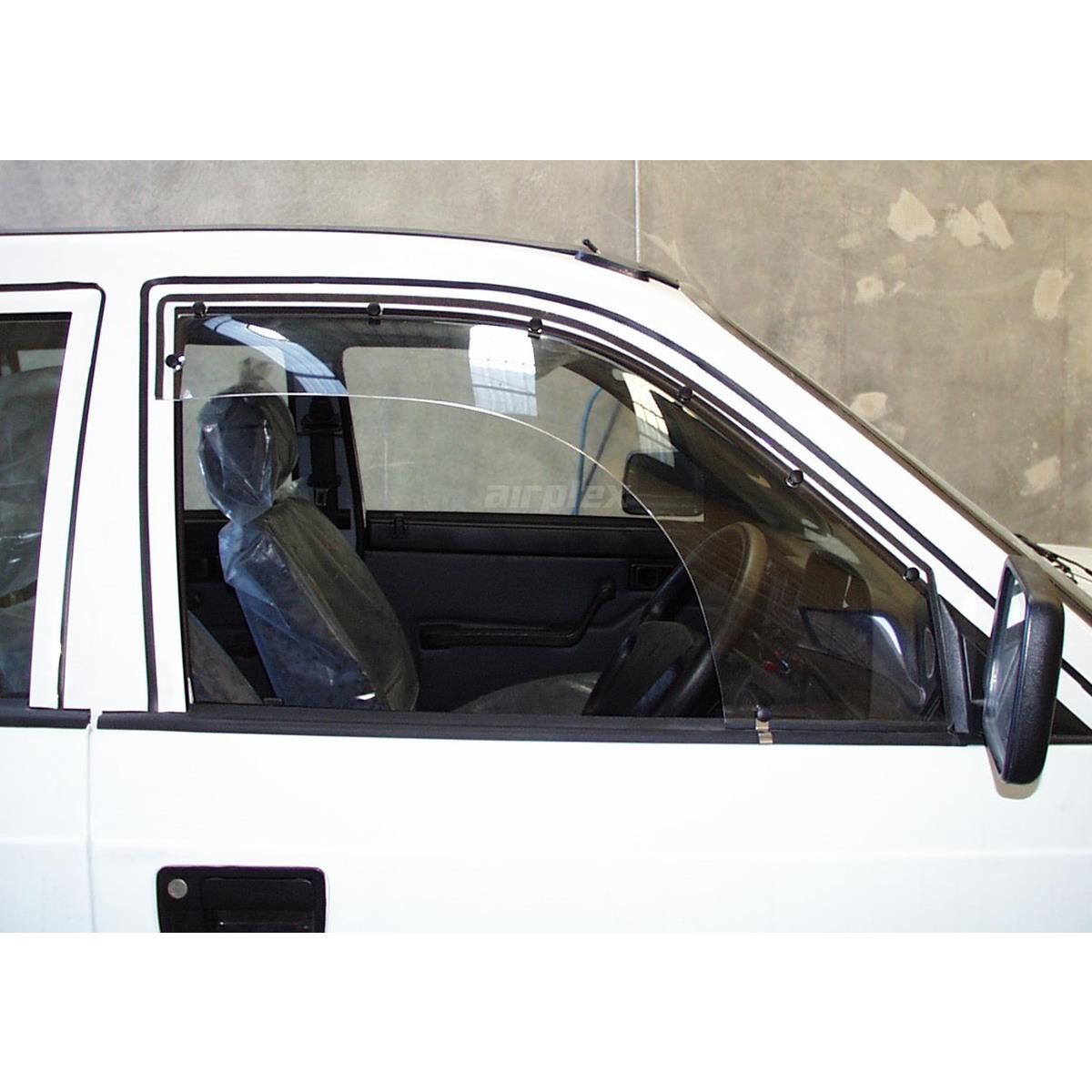 TATA SAFARI WEATHERSHIELD, , scanz_hi-res