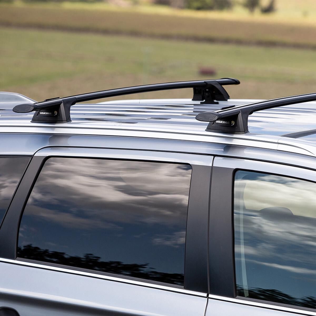 THRUBAR 120CM BLACK SINGLE(YS16BHALF), , scanz_hi-res