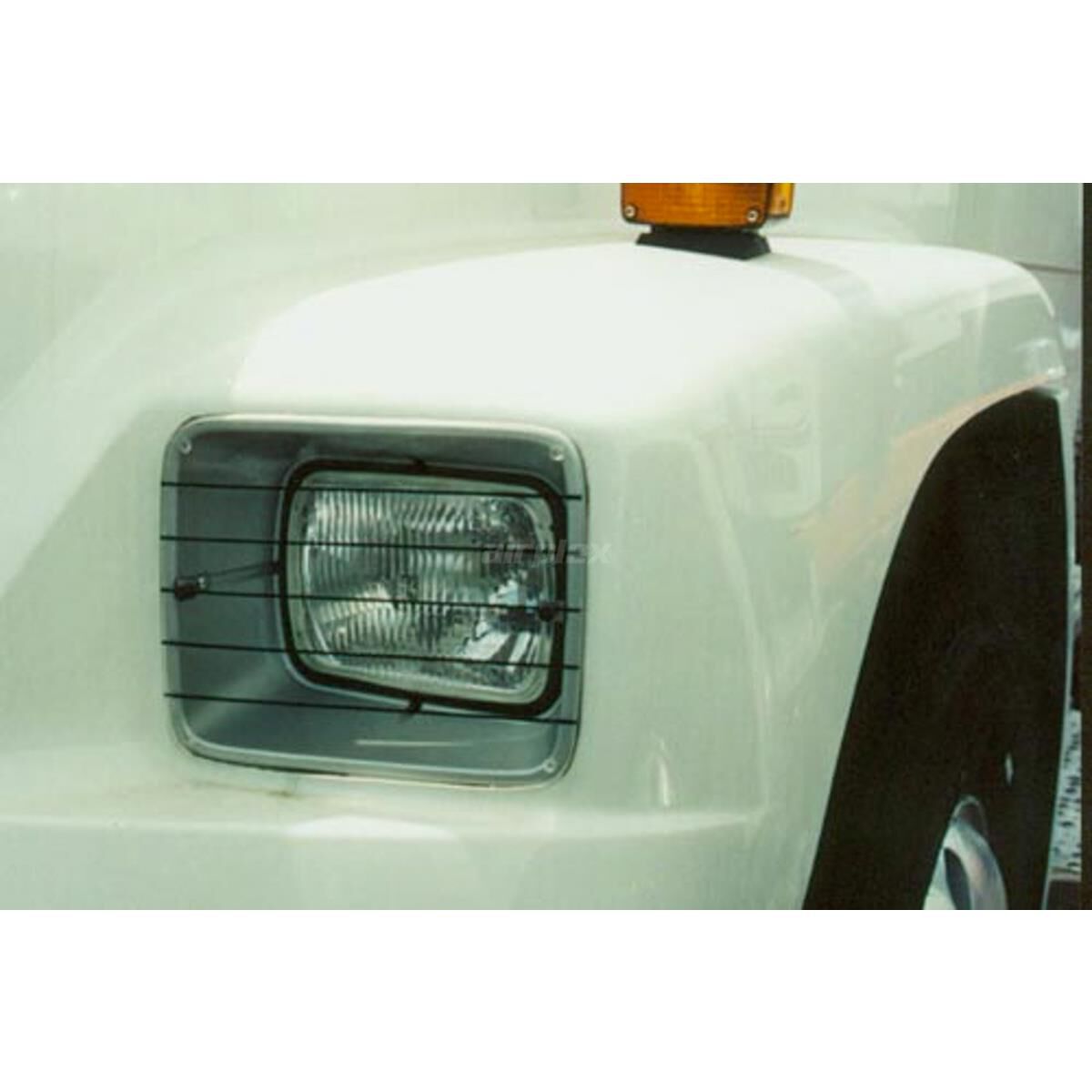 FREIGHTLINER FL80 (CLEAR), , scanz_hi-res