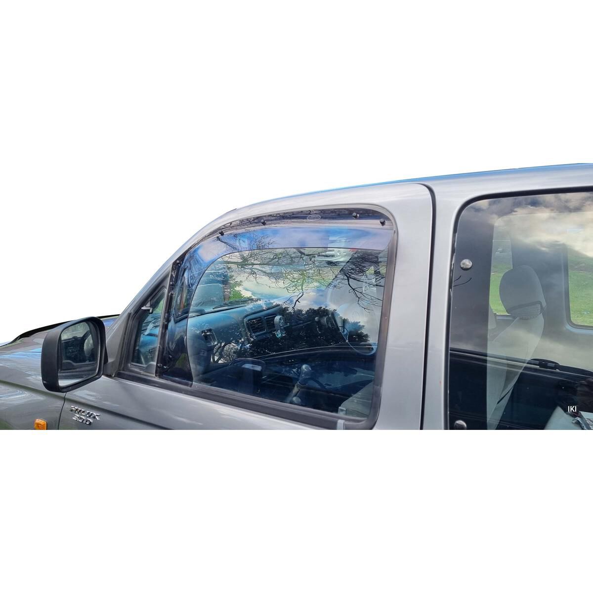 TOYOTA HILUX 1998 ON (WITH 1/4 VENT), , scanz_hi-res