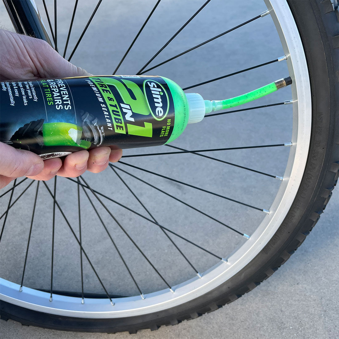 Slime 2-In-1 Tyre and Tube sealant 473ml, , scanz_hi-res