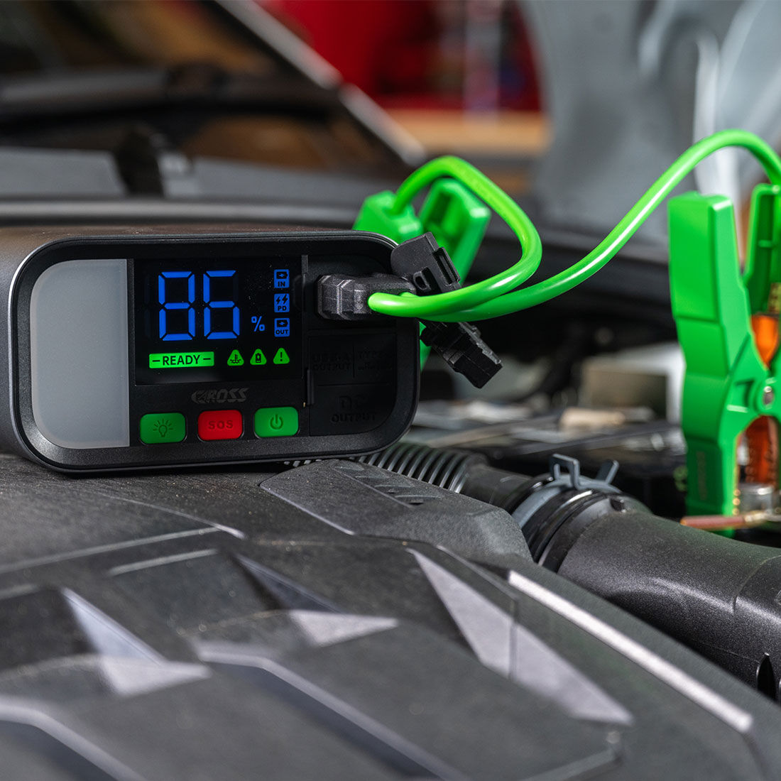 CAROSS T19Plus 12V 2000A Smart Lithium Jump Starter With Built-in 2 Mode LED Worklight, , scanz_hi-res