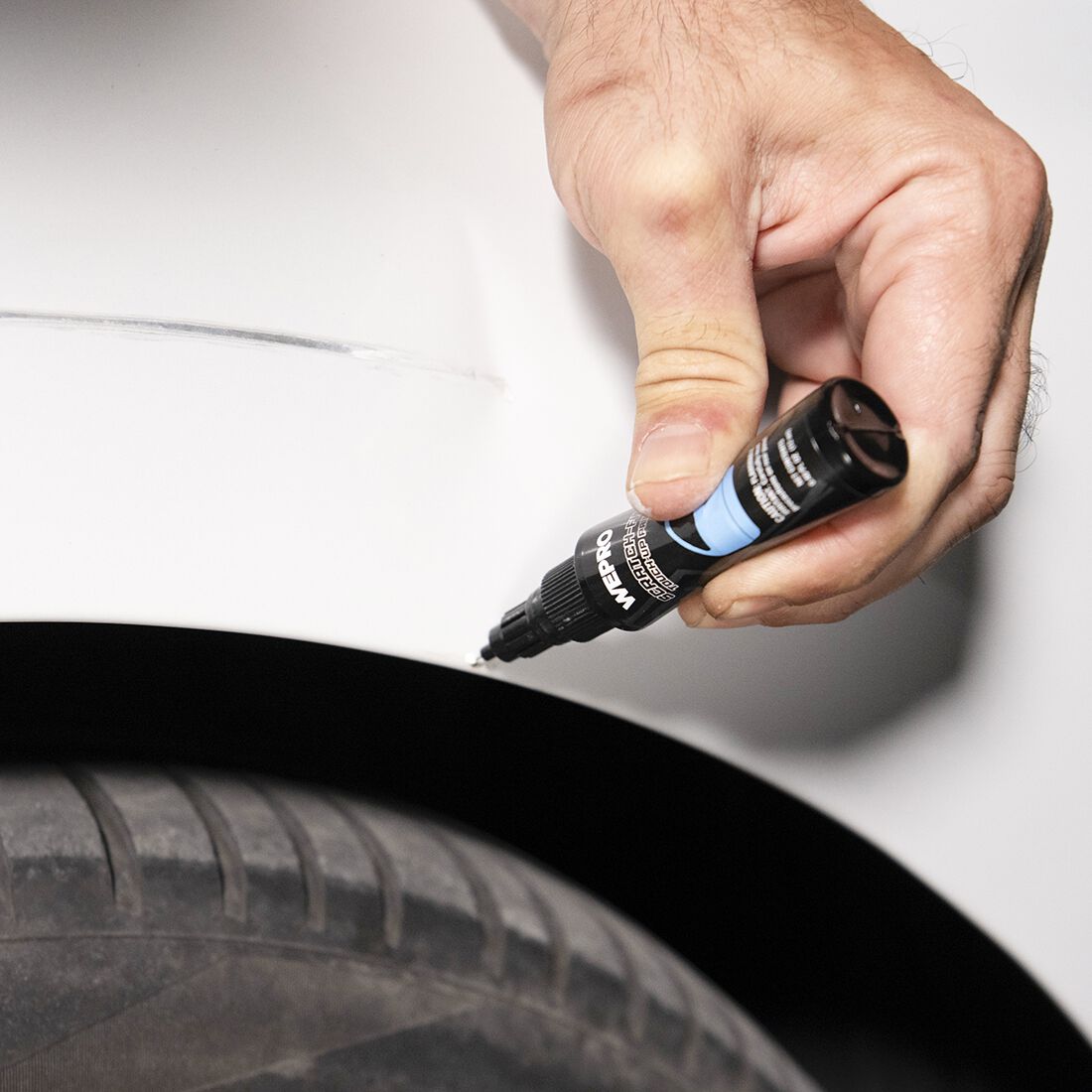 MTN Touch Up Paint Pen Universal White, , scanz_hi-res