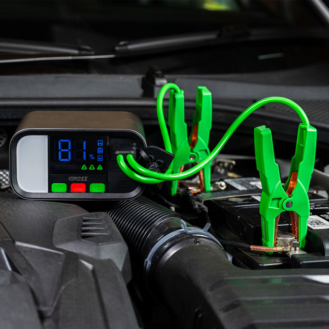 CAROSS T19 12V 1600A Smart Lithium Jump Starter With Built-in 2 Mode LED Worklight, , scanz_hi-res