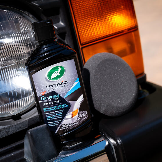 Turtle Wax Hybrid Solutions Graphene Acrylic Trim Restorer 296mL