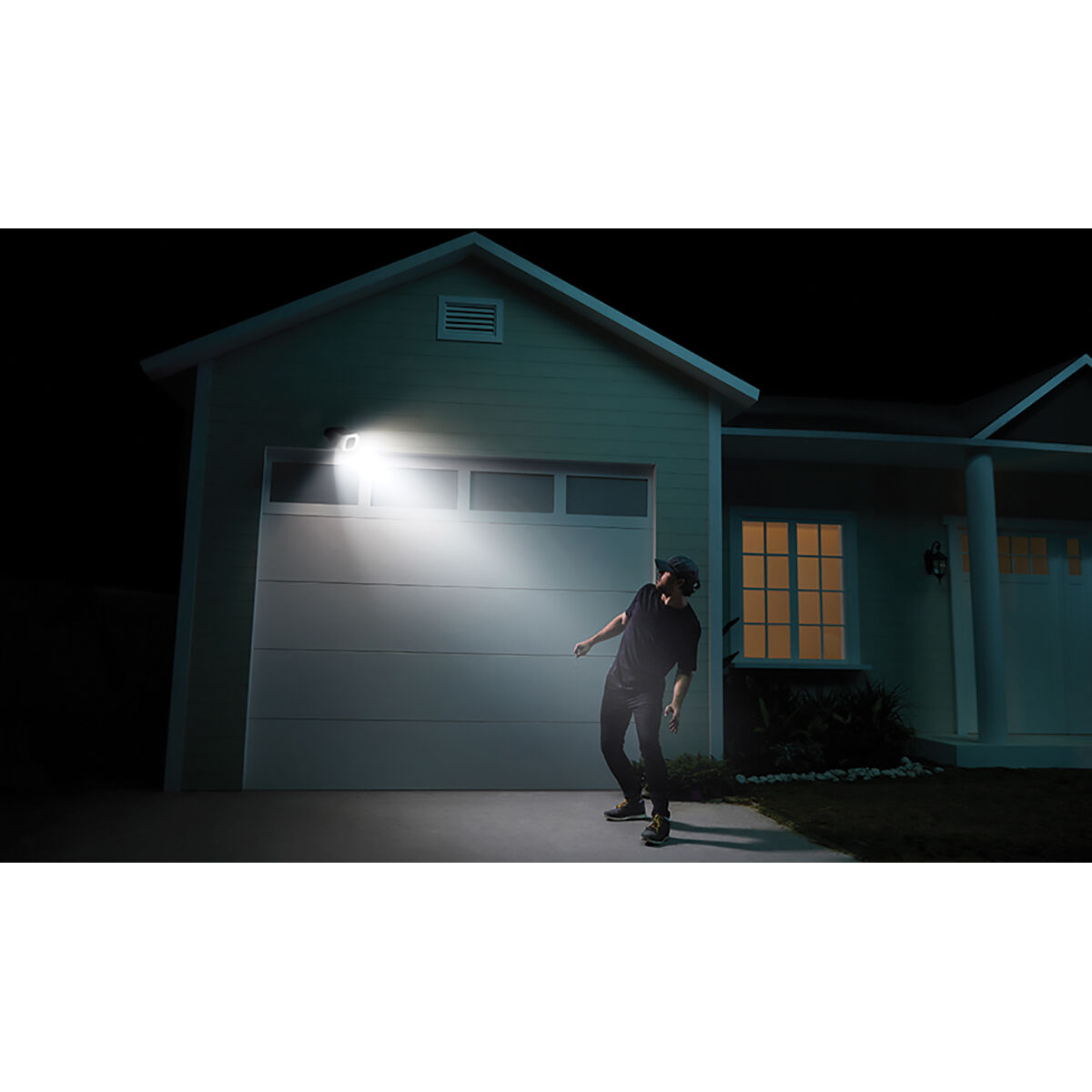 Eufy Security Spotlight Cam 2K Solar, , scanz_hi-res