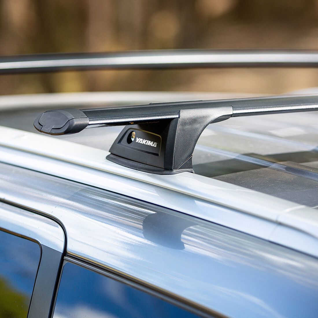 Yakima Thru Bar 135cm Black Roof Rack Pair - S17YB, , scanz_hi-res