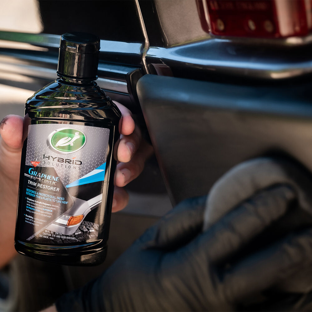 Turtle Wax Hybrid Solutions Graphene Acrylic Trim Restorer 296mL