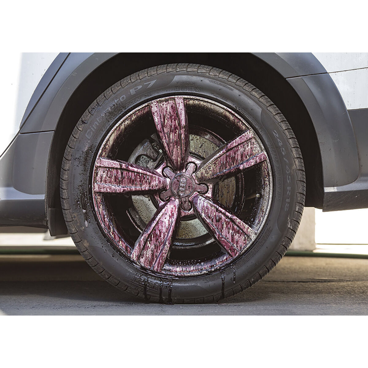 Meguiar's Ultimate All Wheel Cleaner 709mL, , scanz_hi-res