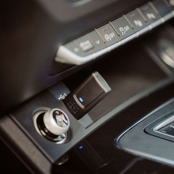 Quad Lock Wireless Carplay Adaptor - QLA-CPA-2, , scanz_hi-res