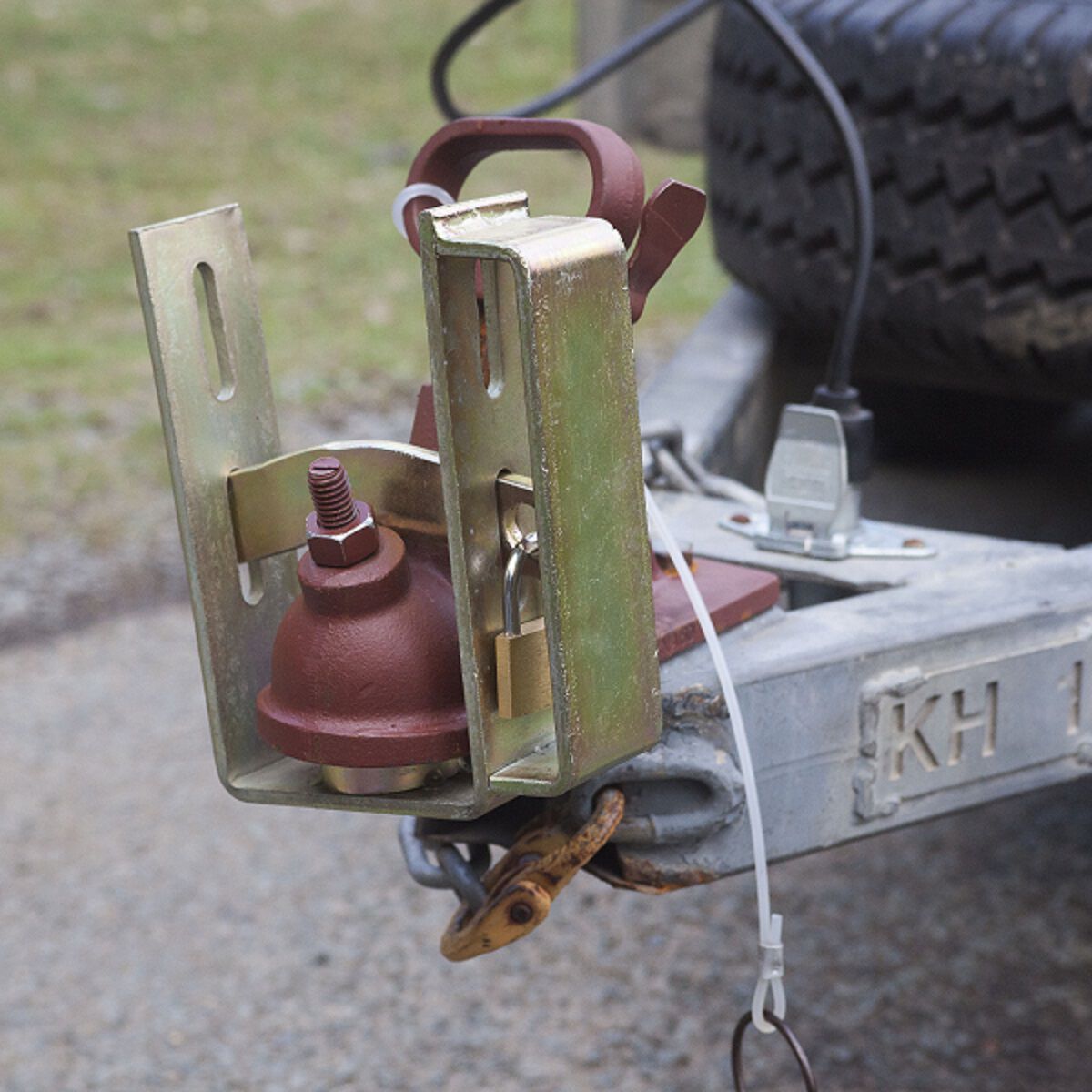 SCA Trailer Coupling Lock, , scanz_hi-res
