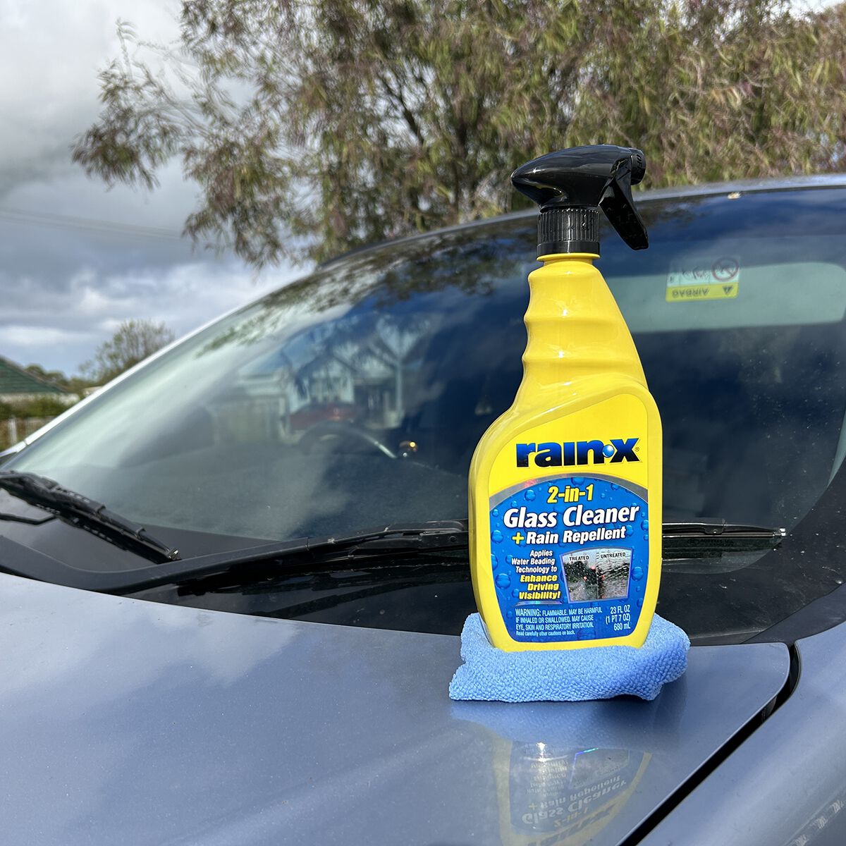 Rain-X 2-in-1 Glass Cleaner 680ml, , scanz_hi-res