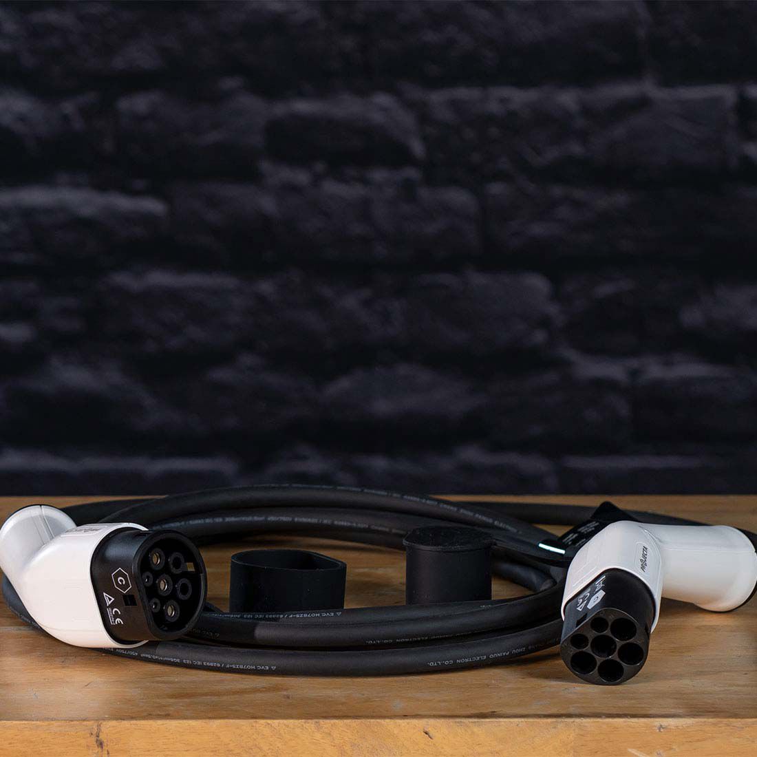 Projecta Electric Vehicle Charging Cable 1-Phase Type 2 Inlet To Type 2 Outlet, , scanz_hi-res