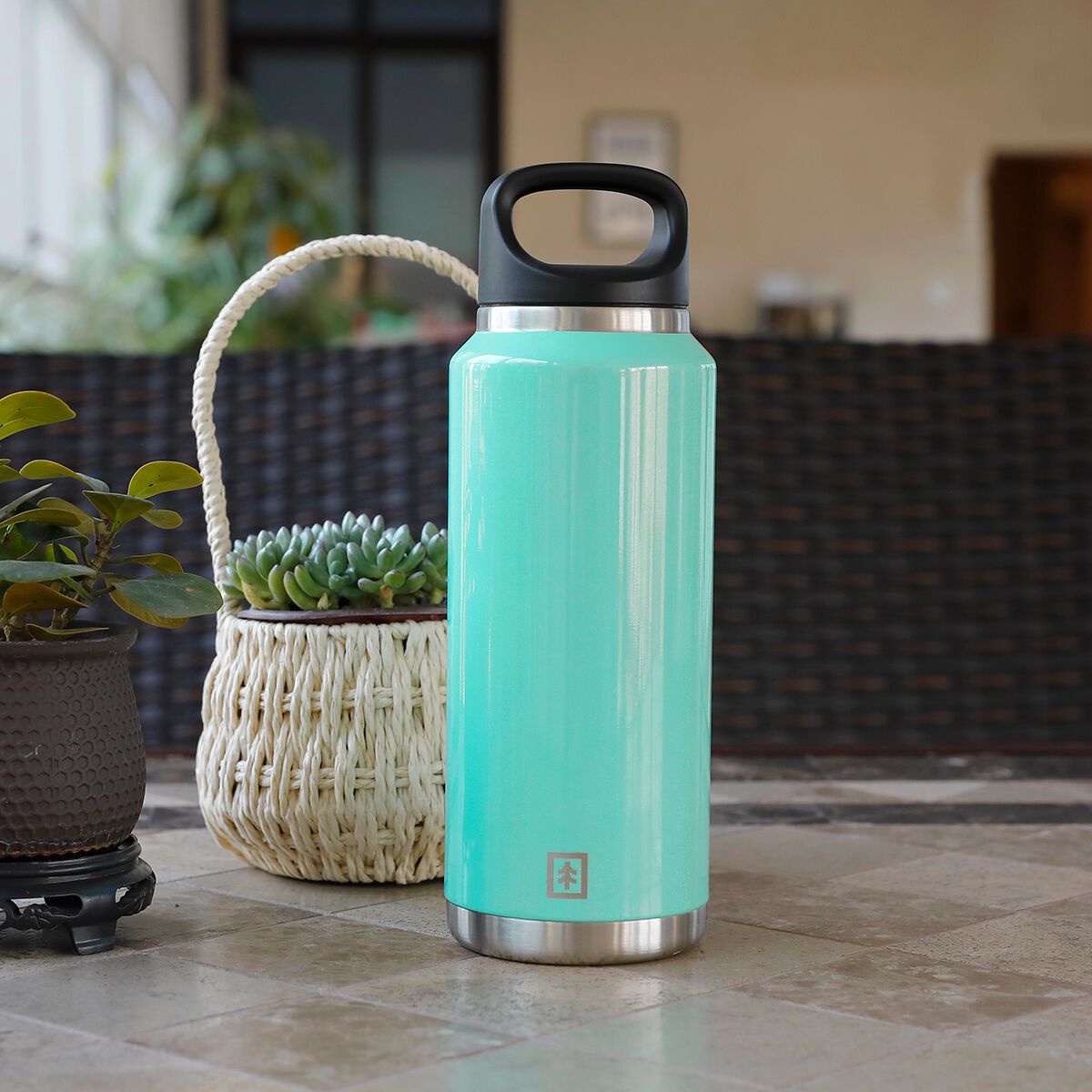 SWISSTECH Drink Bottle 36oz/1063mL Aqua, , scanz_hi-res