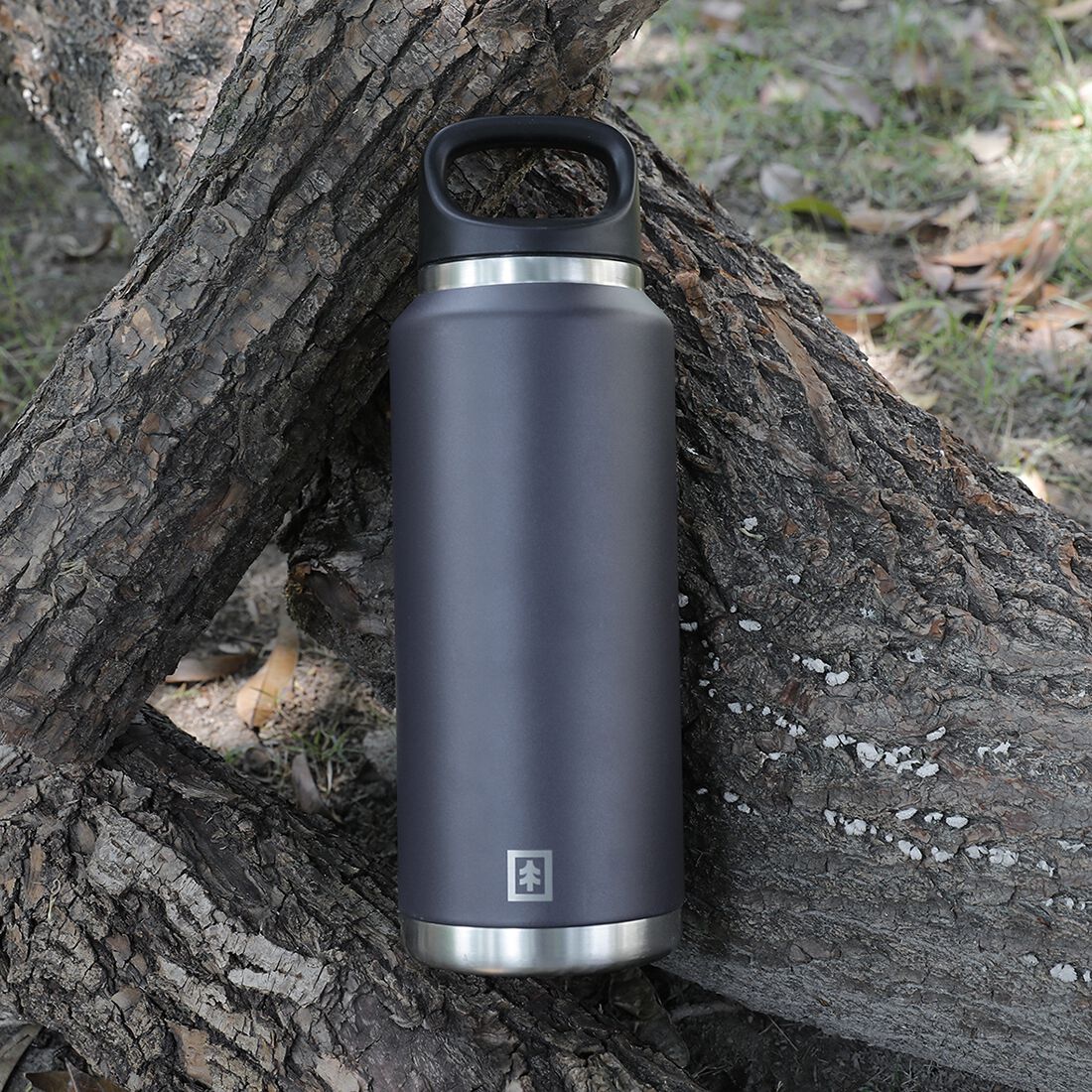 Swiss Tech Drink Bottle - 36oz/1063ml, Charcoal, , scanz_hi-res