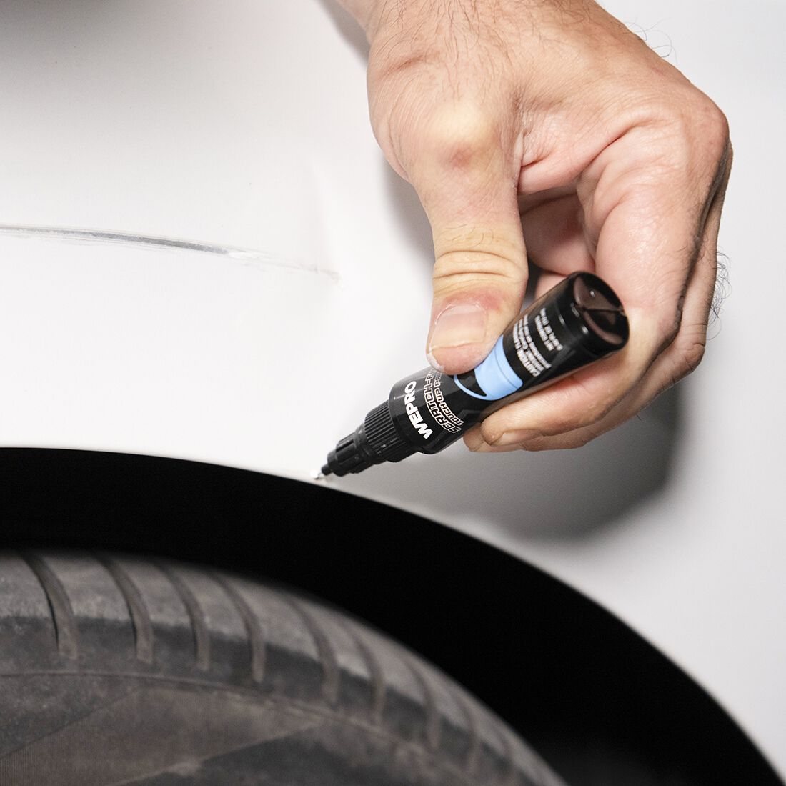 MTN Touch Up Paint Pen Universal Black, , scanz_hi-res