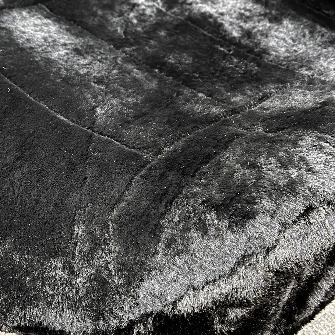 Silver CLOUDLUX Sheepskin Seat Covers - Black Adjustable Headrests Size 30 Front Pair Airbag Compatible, , scanz_hi-res