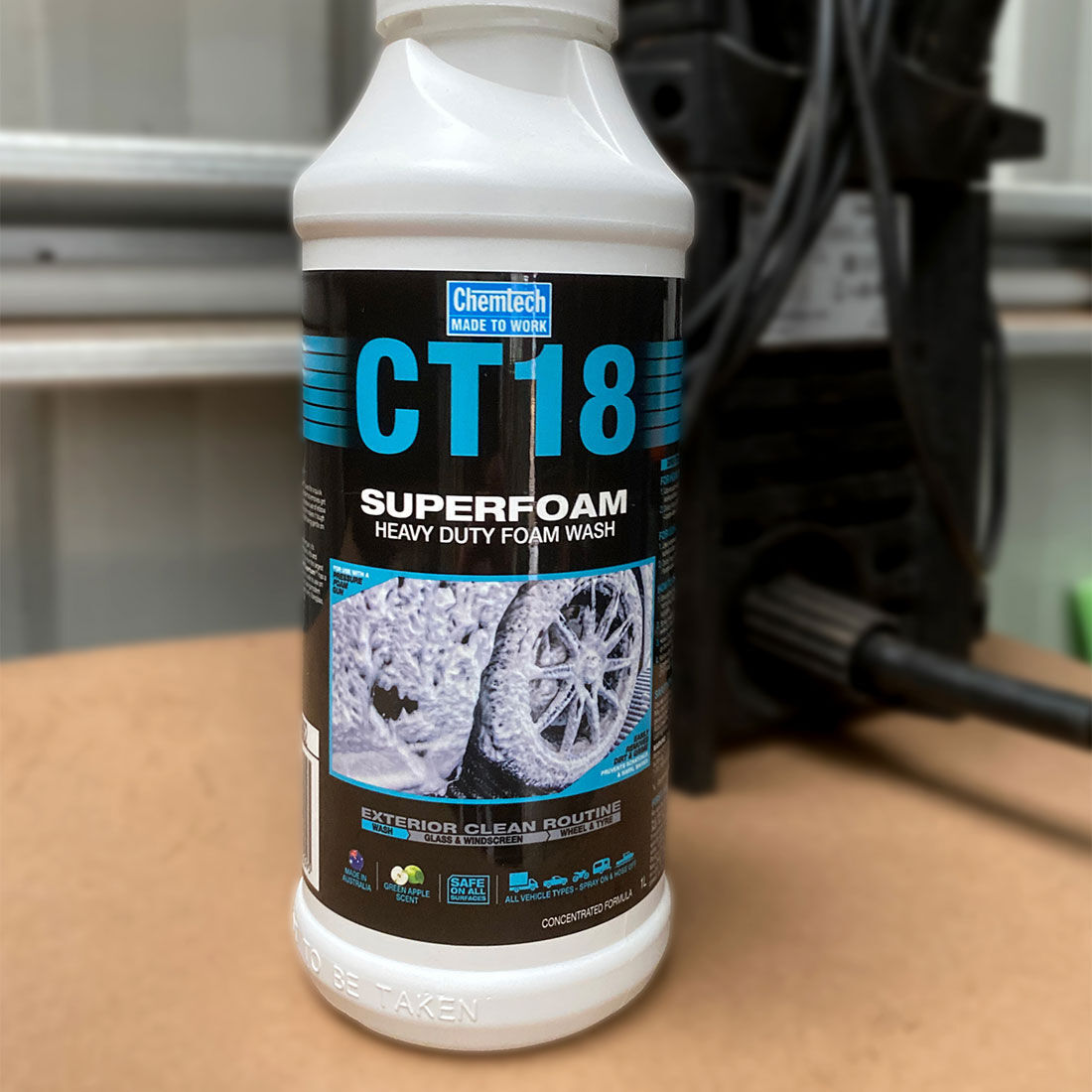 Chemtech CT18 Superfoam 1 Litre, , scanz_hi-res