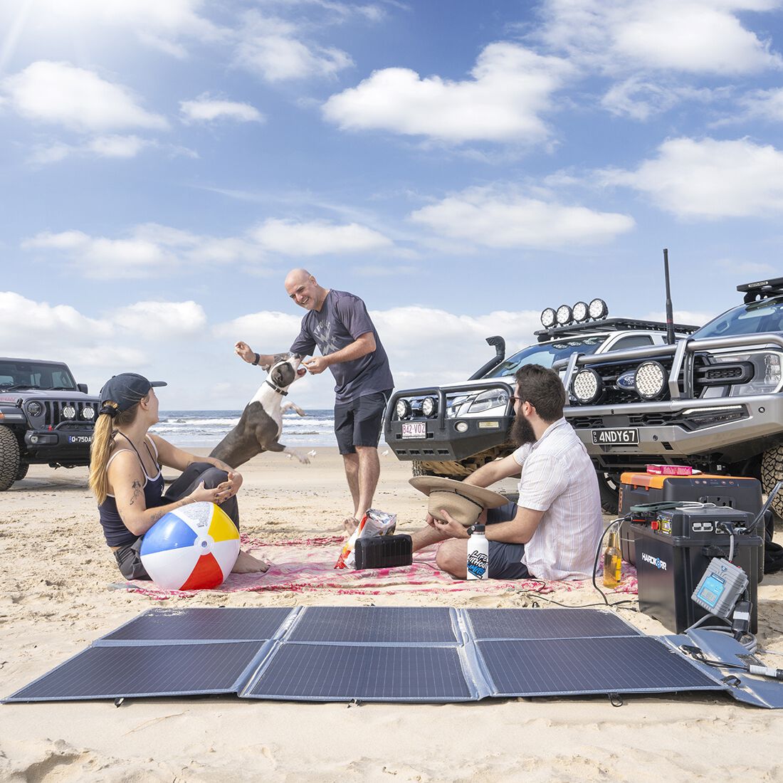 Hardkorr 200W Portable Solar Blanket with 15A Smart Solar Regulator, , scanz_hi-res