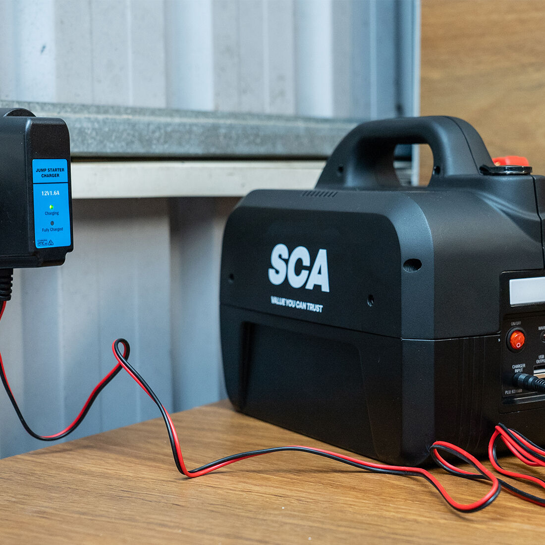 Sca jump starter charger deals