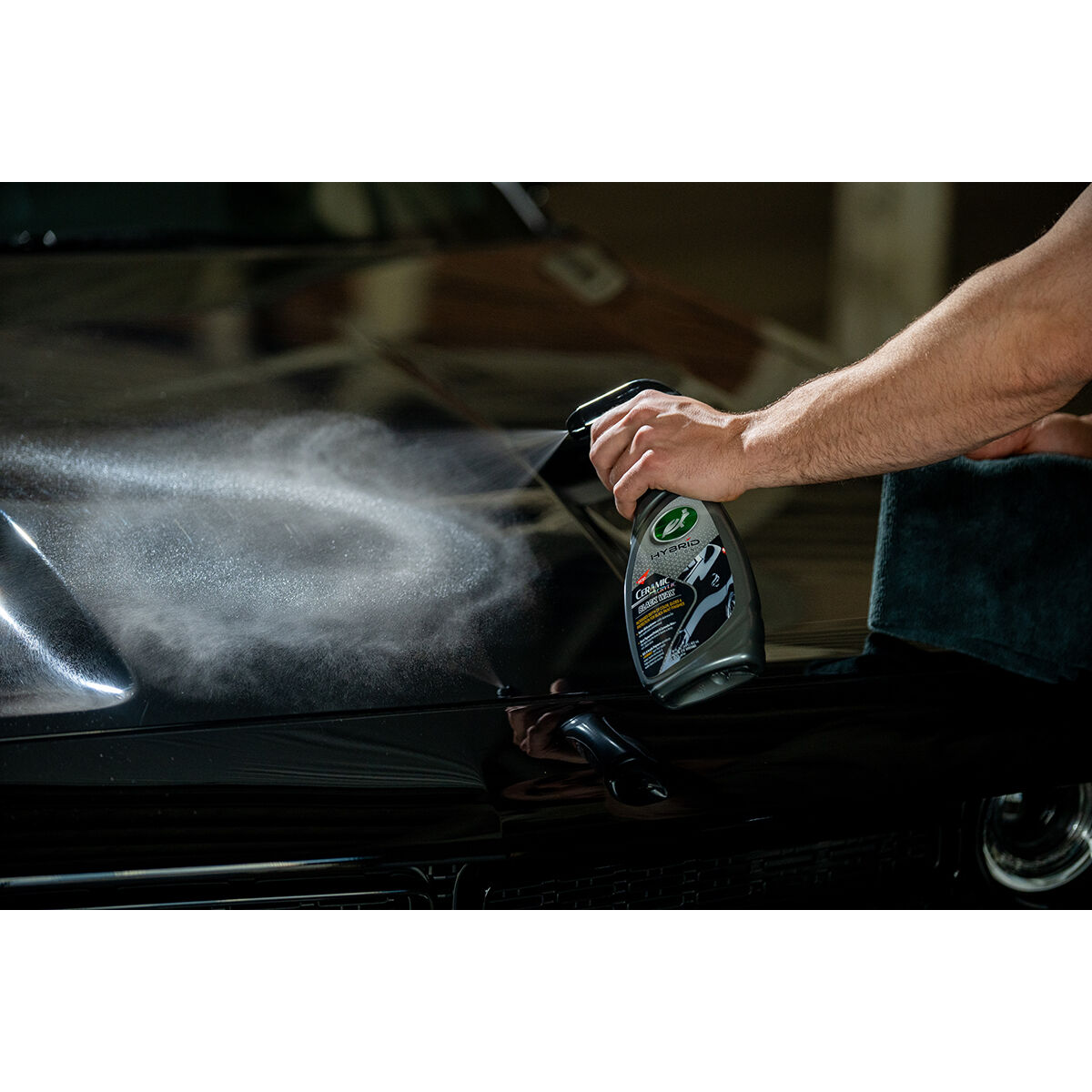 Turtle Wax Hybrid Solutions Ceramic Black Spray Wax 473mL, , scanz_hi-res