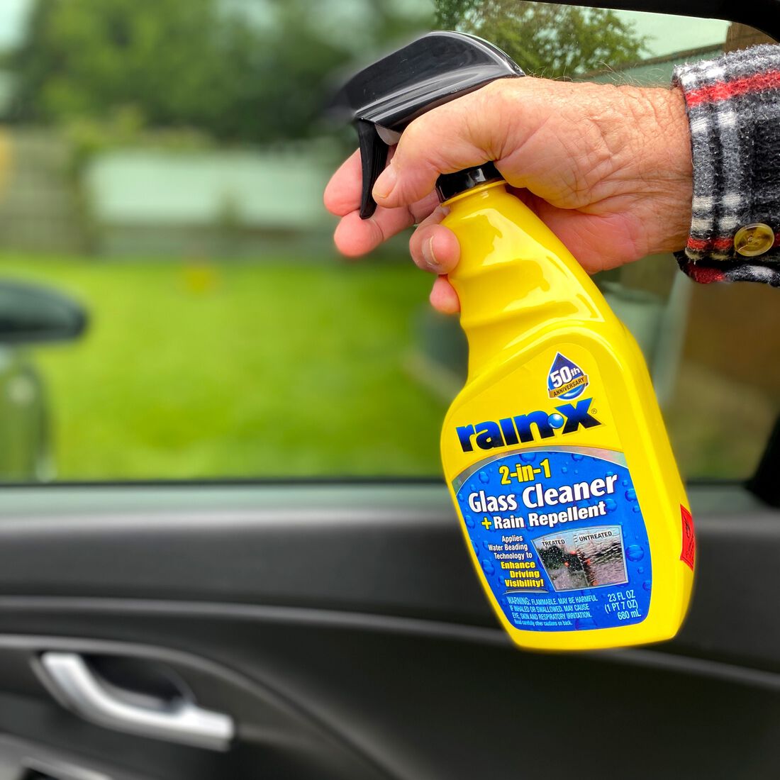 Rain-X 2-in-1 Glass Cleaner 680ml, , scanz_hi-res