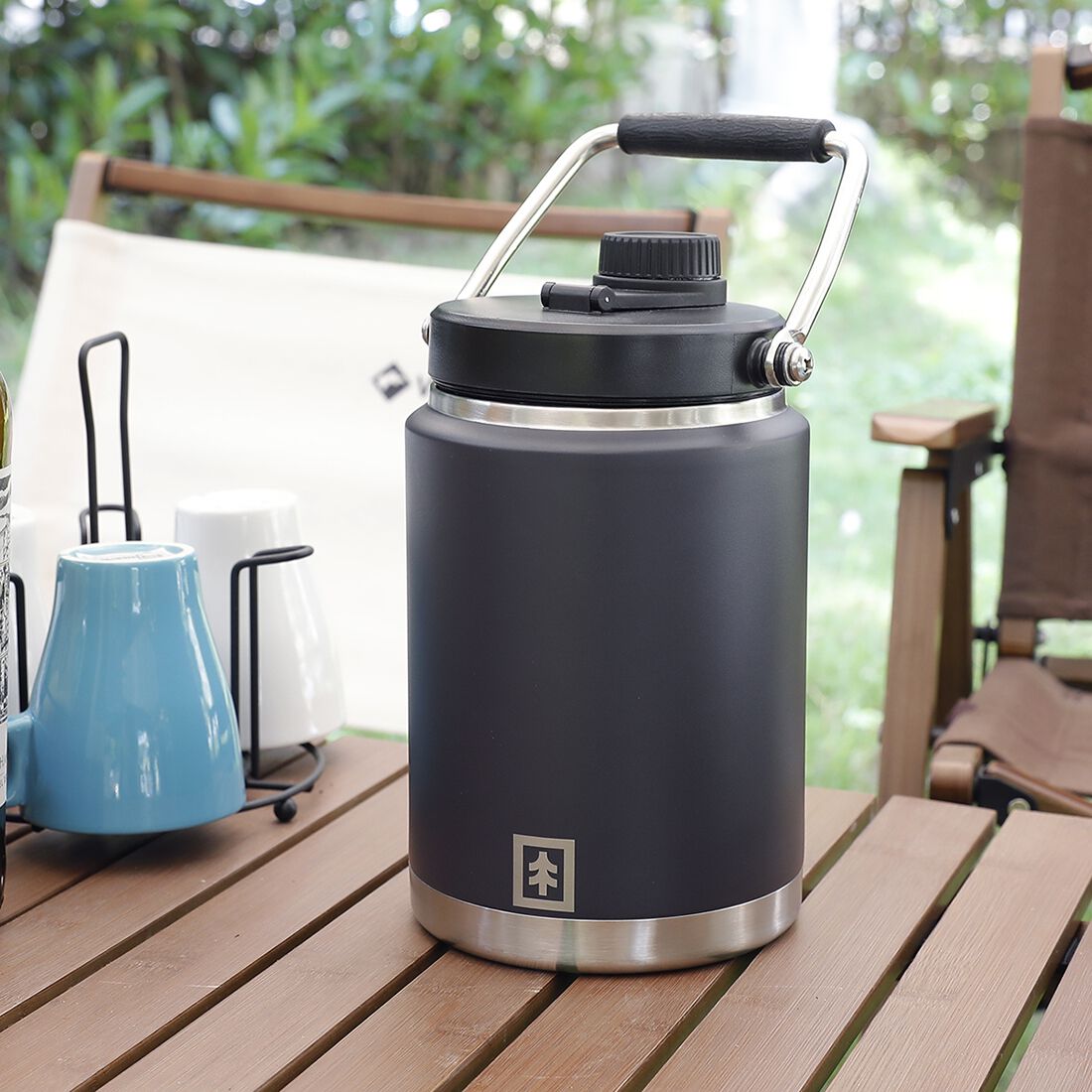 Swiss Tech Jug - 64oz/1892ml, Charcoal, , scanz_hi-res