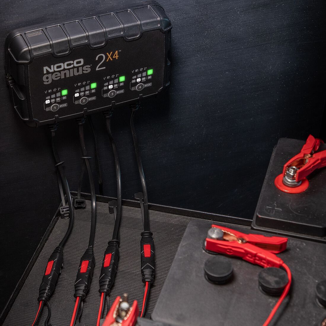 NOCO Genius 2X4 Smart Battery Charger 6V/12V 4-Bank 8 Amp, , scanz_hi-res