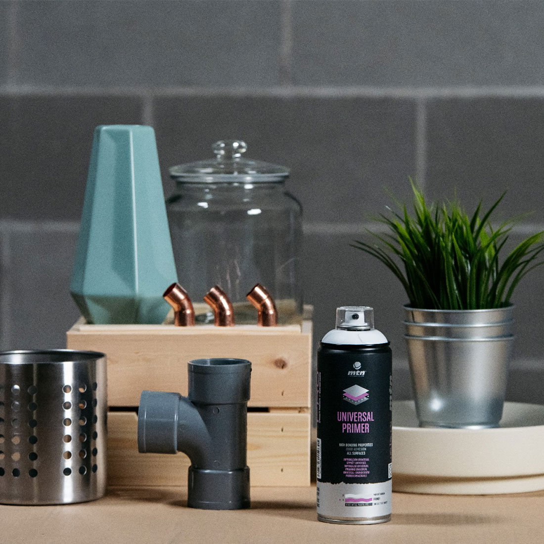 MTN Pro Universal Primer Spray Paint 400mL, , scanz_hi-res