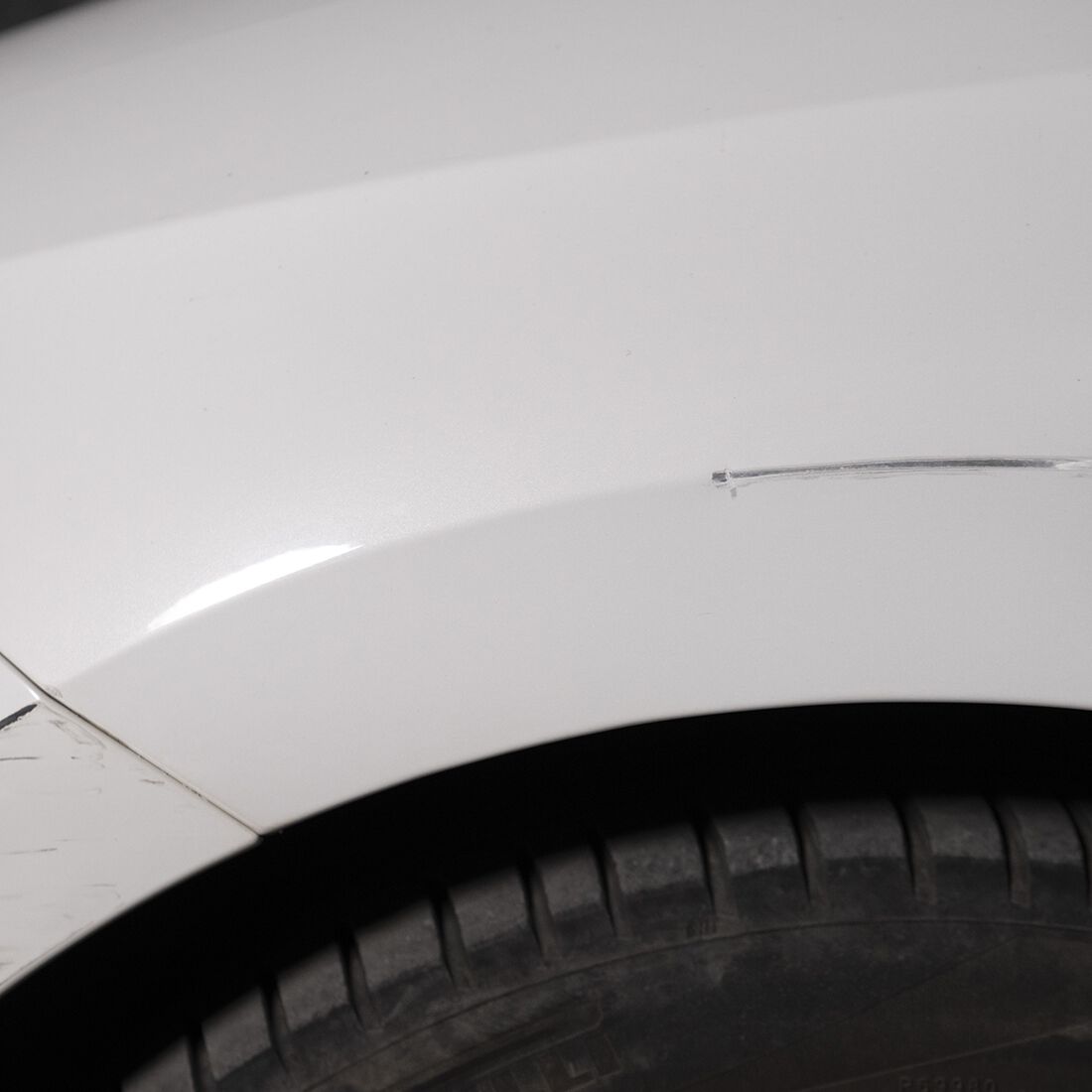 MTN Touch Up Paint Pen Universal White, , scanz_hi-res