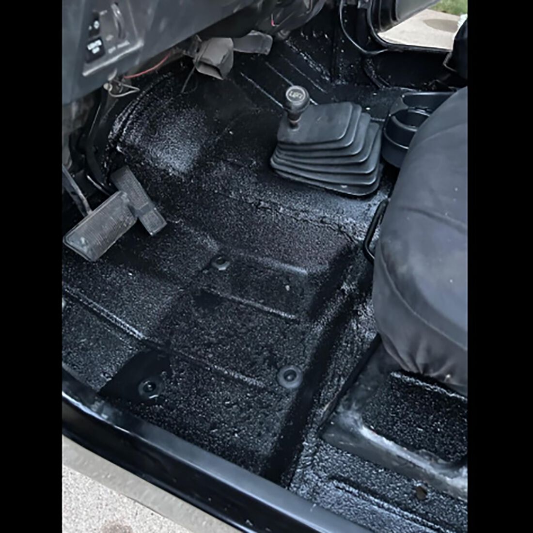 Herculiner Paint Bed Liner Protective Coating Paint 946mL, , scanz_hi-res