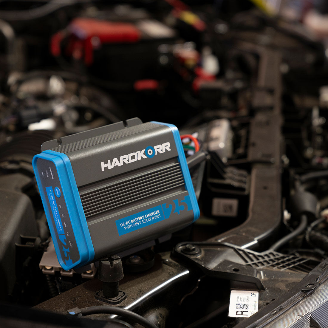 Hardkorr 25A Waterproof DC-DC Charger, , scanz_hi-res