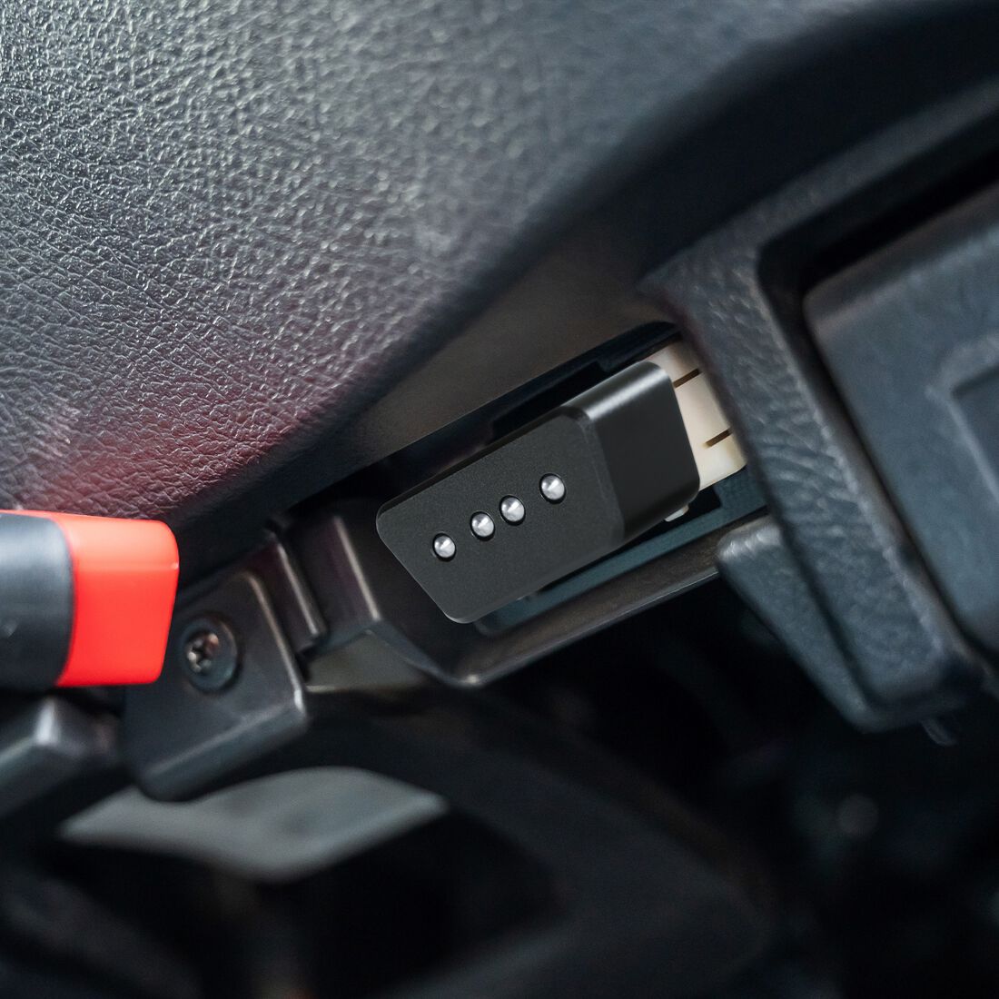 Aerpro Universal OBD2 Port Lock - AOBDLK, , scanz_hi-res