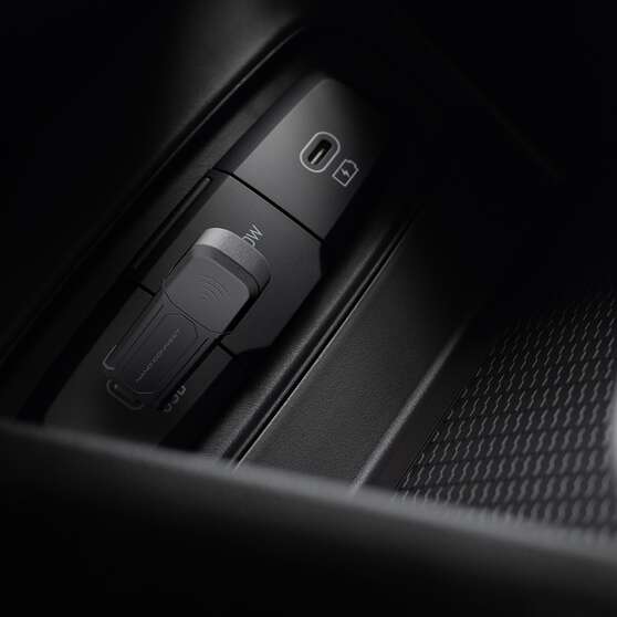 Nanocam+ Wireless CarPlay/Android Auto Adaptor, , scanz_hi-res