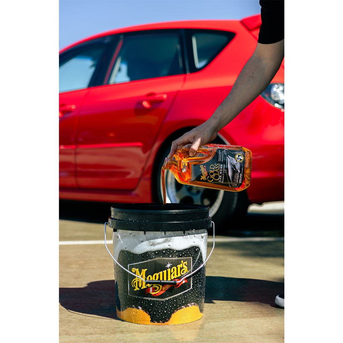 Meguiar's Gold Class Car Wash 1.89 Litre, , scanz_hi-res