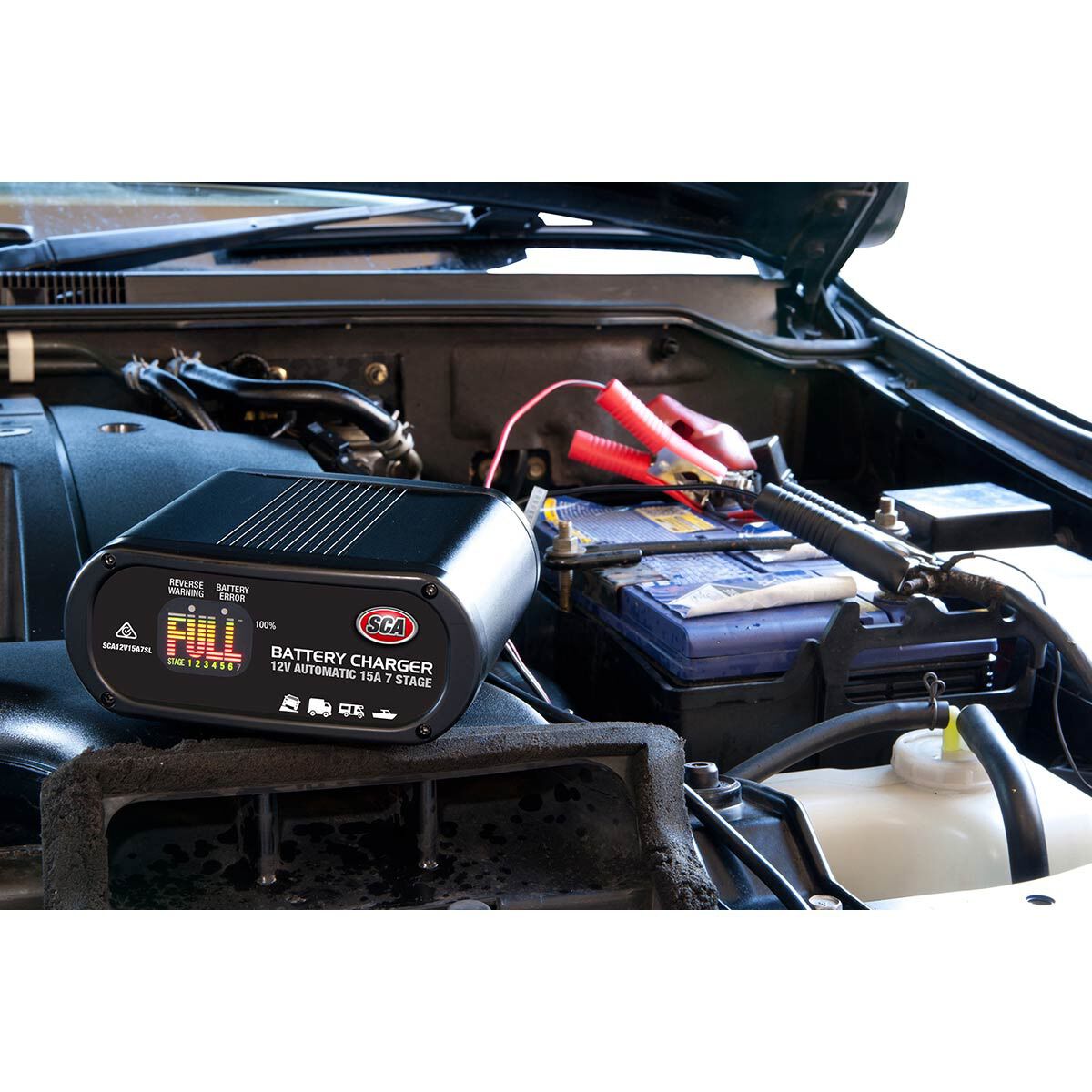 Sca car outlet battery charger