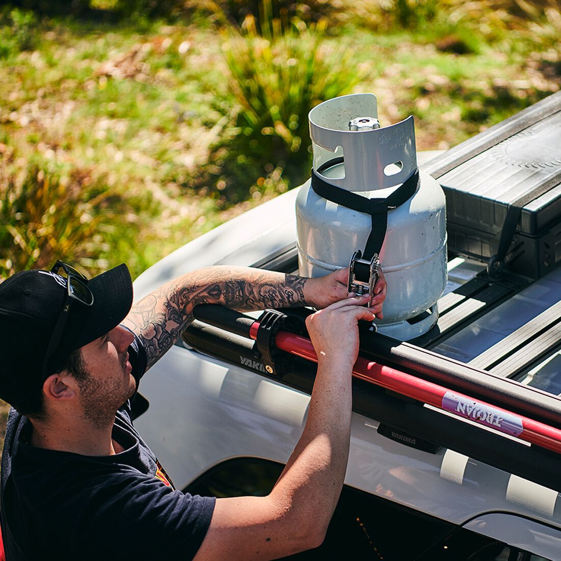 Yakima Gas Bottle Holder, , scanz_hi-res