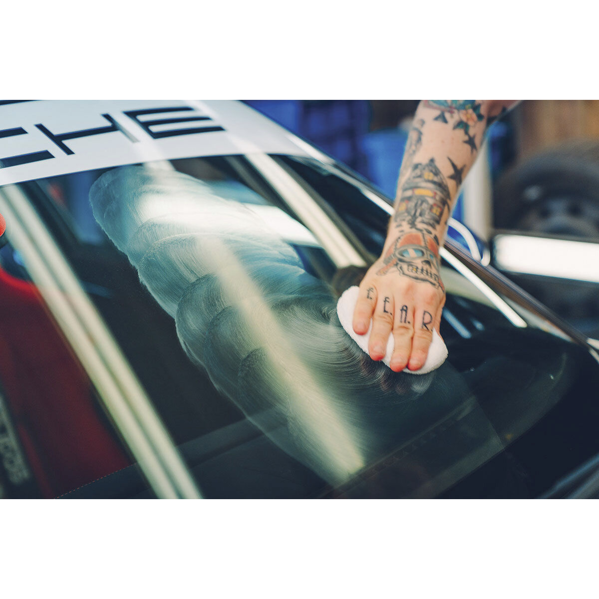 Meguiar's Glass Polishing Compound 236mL, , scanz_hi-res