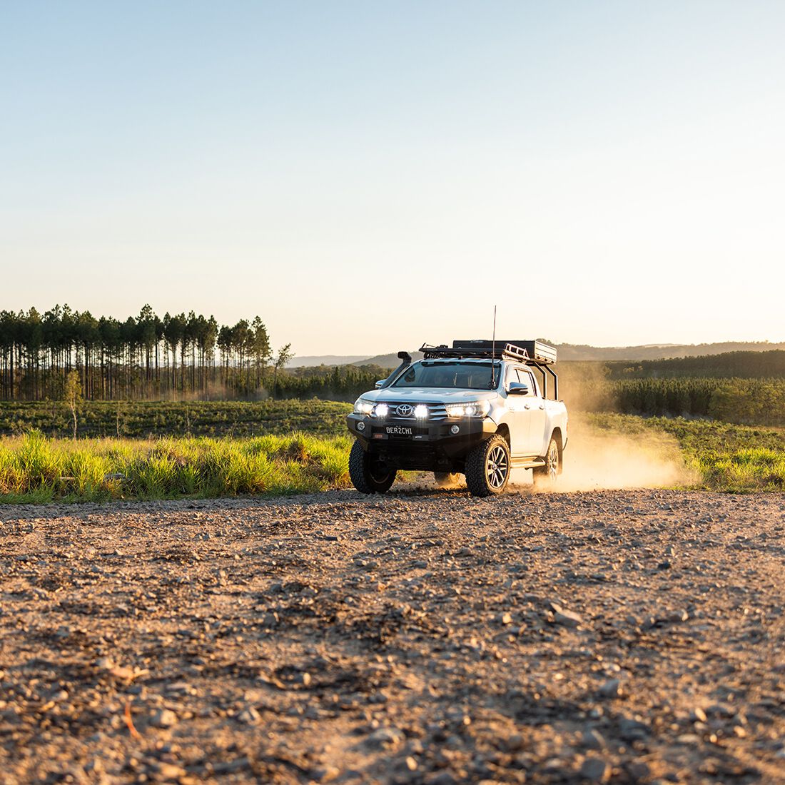 Hardkorr XD Series 7in LED Driving Lights, , scanz_hi-res