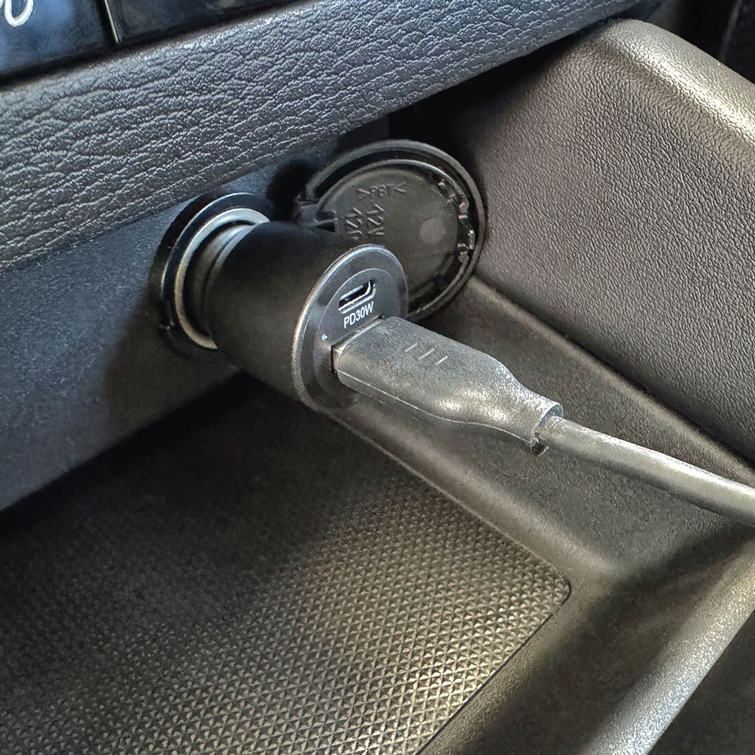 Cabin Crew 12V 60W 2 Port USB In-Car Charger, , scanz_hi-res