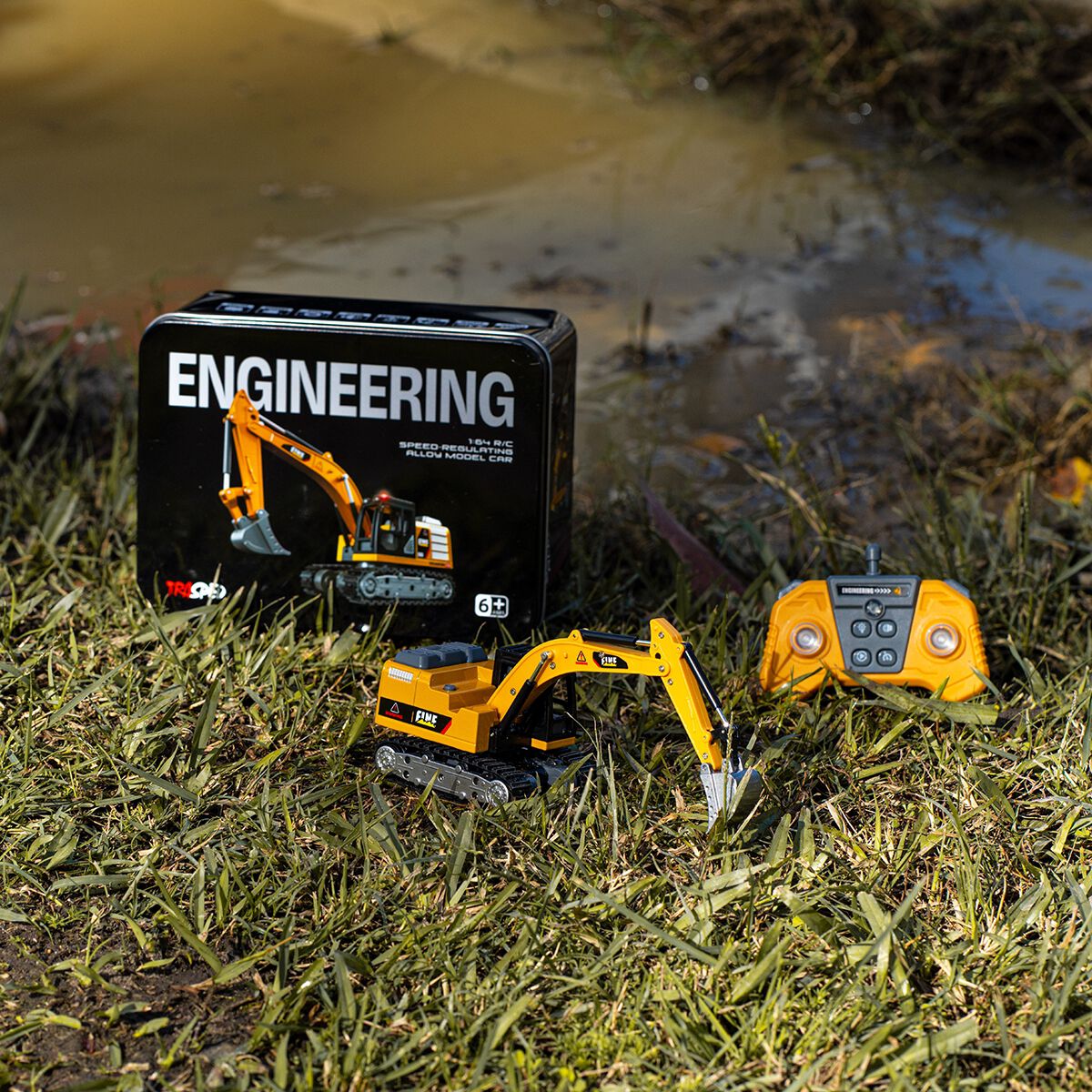 Remote Control 1:64 Excavator with Storage Box, , scanz_hi-res