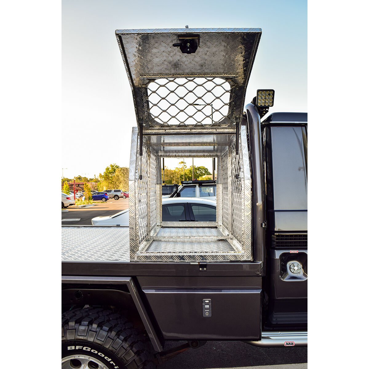 ToolPRO Dog Box - Modular, Aluminium Checker Plate, , scanz_hi-res