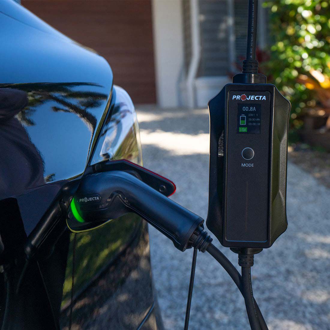 Projecta Electric Vehicle Portable Charger 240V 2.4KW 10A, , scanz_hi-res