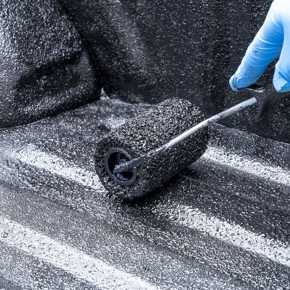 Herculiner Bed Liner Protective Coating Kit with Rollers 3.78 Litres, , scanz_hi-res