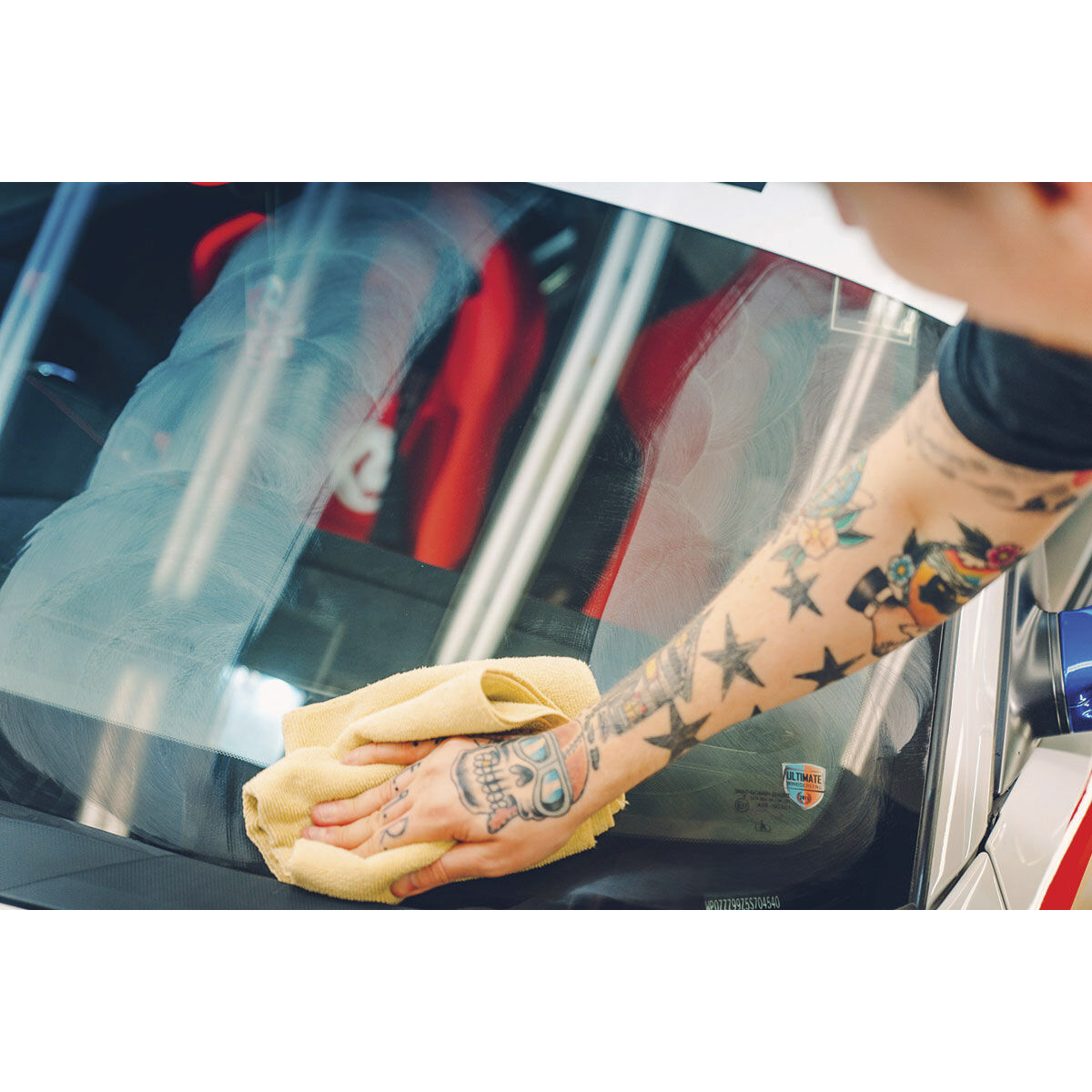 Meguiar's Glass Polishing Compound 236mL, , scanz_hi-res