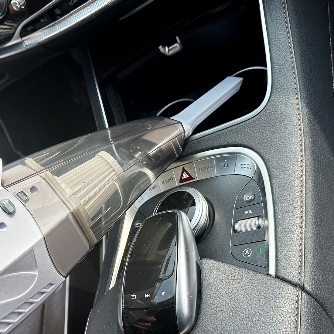 Cabin Crew 12V Car Vacuum Cleaner, , scanz_hi-res