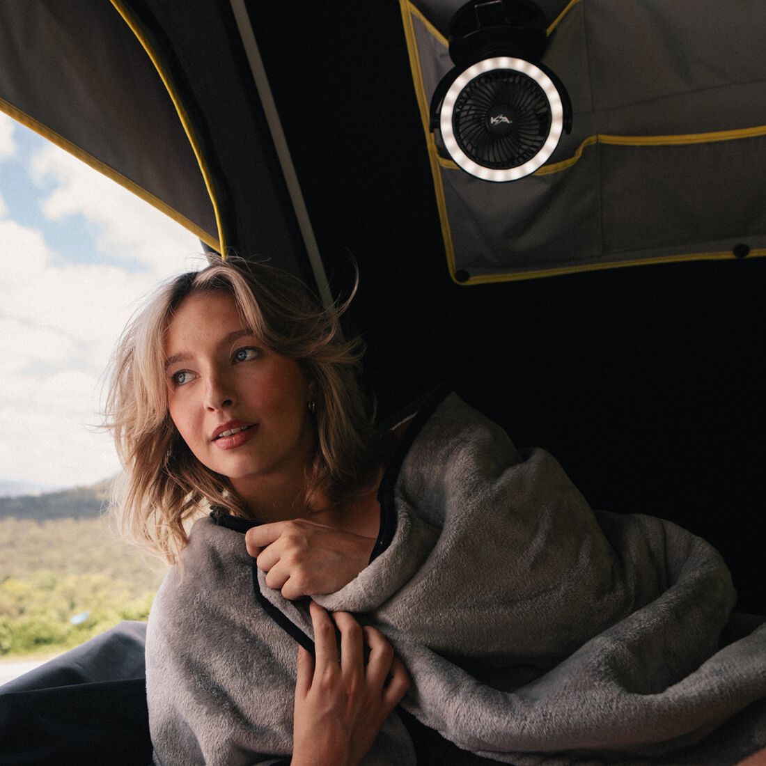 KickAss 12&24V Electric Heated Blanket, , scanz_hi-res