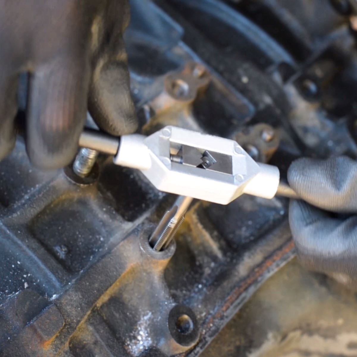 ToolPRO Tap and Die Set Imperial 24 Piece, , scanz_hi-res